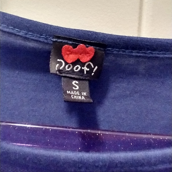 NWOT long sleeve with mesh lining in the middle! - Picture 2 of 3